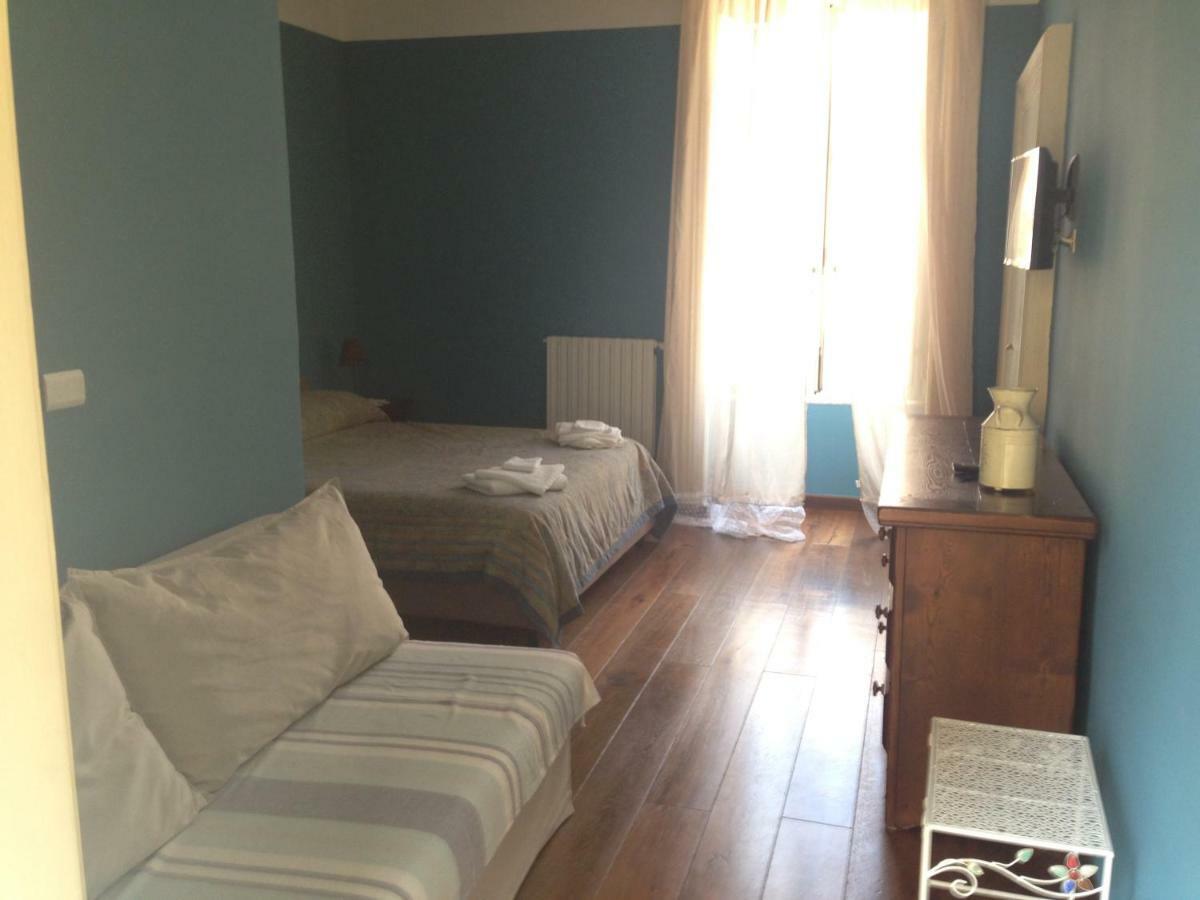 B & B Luca Giordano N6 Naples Luaran gambar